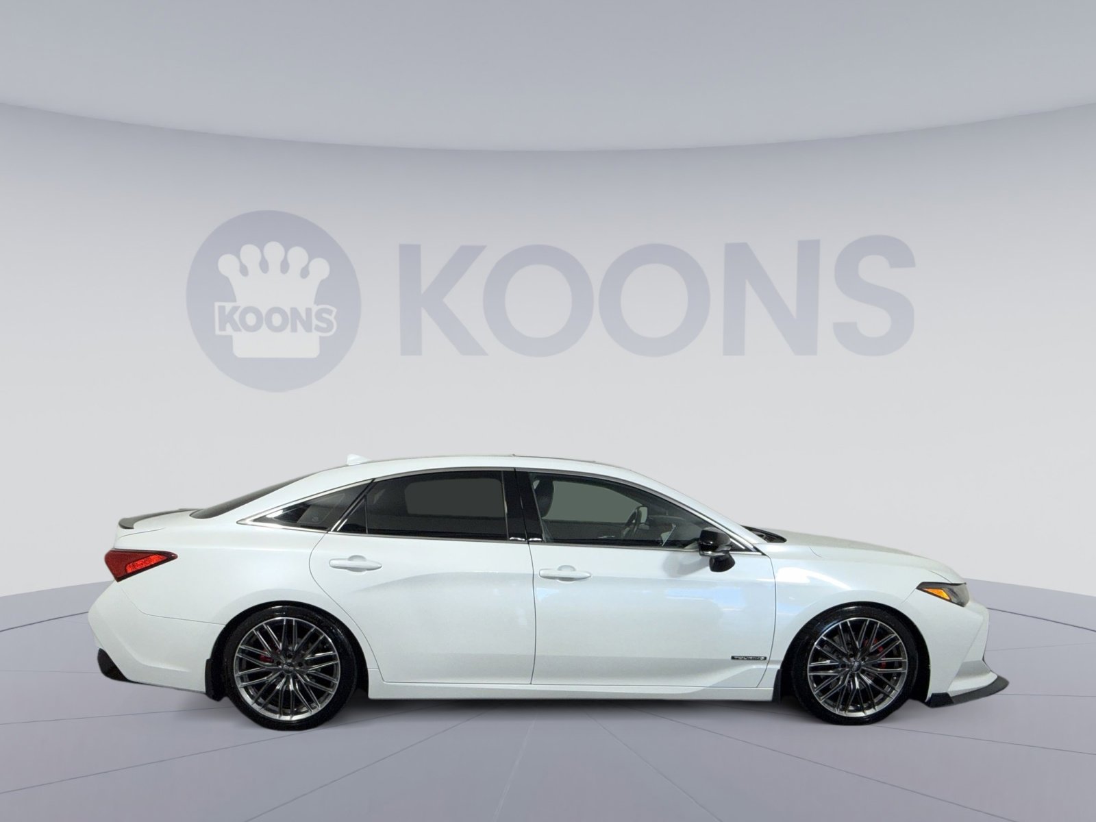 Used 2019 Toyota Avalon Touring w/ Advanced Safety Package FWD image 8