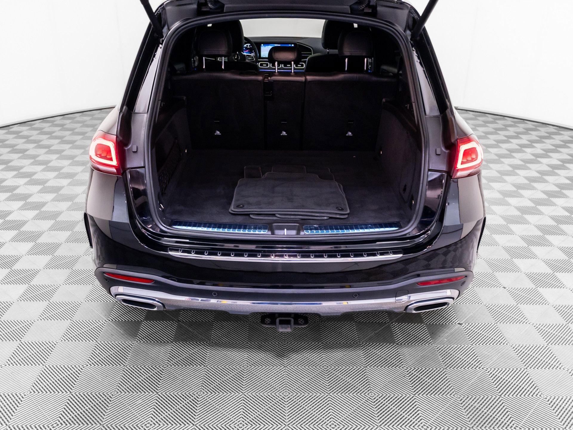 Used 2021 Mercedes-Benz GLE 350 4MATIC image 32