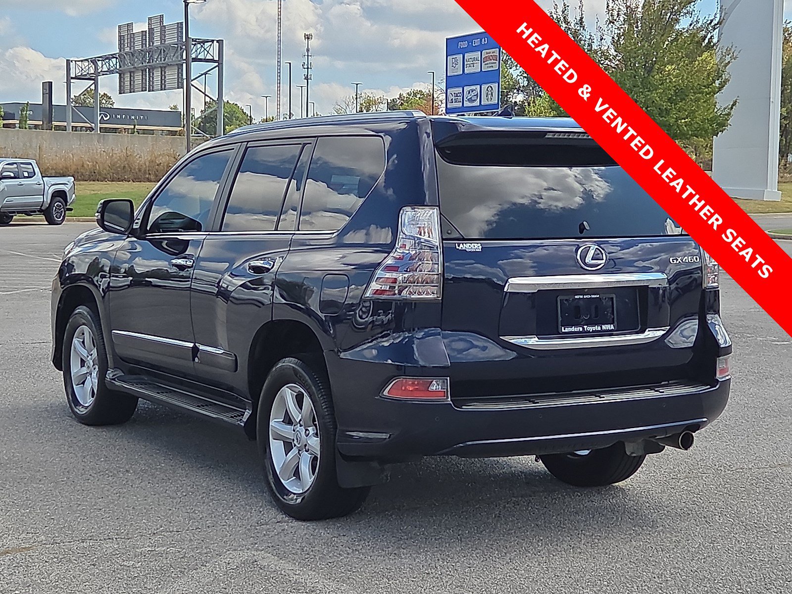Used 2017 Lexus GX 460 w/ Navigation Package AWD/4WD image 4