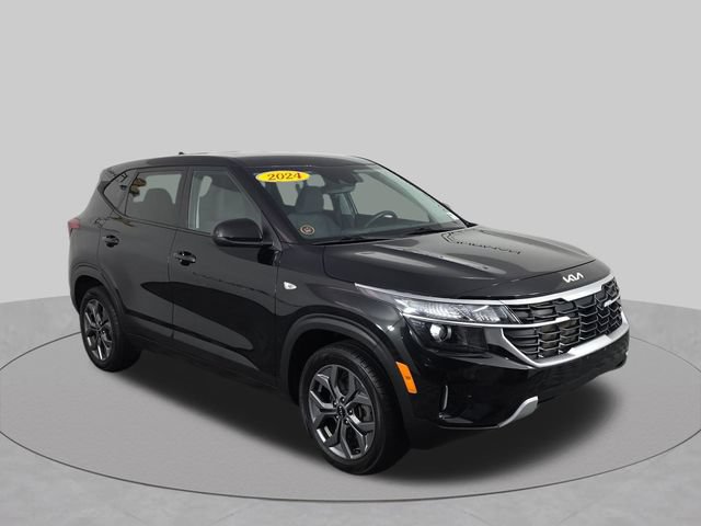 Used 2024 Kia Seltos LX AWD/4WD image 12