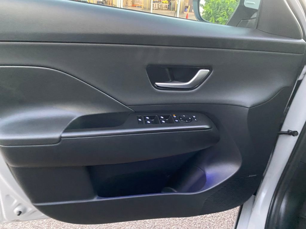 Certified 2024 Hyundai Kona Limited image 13