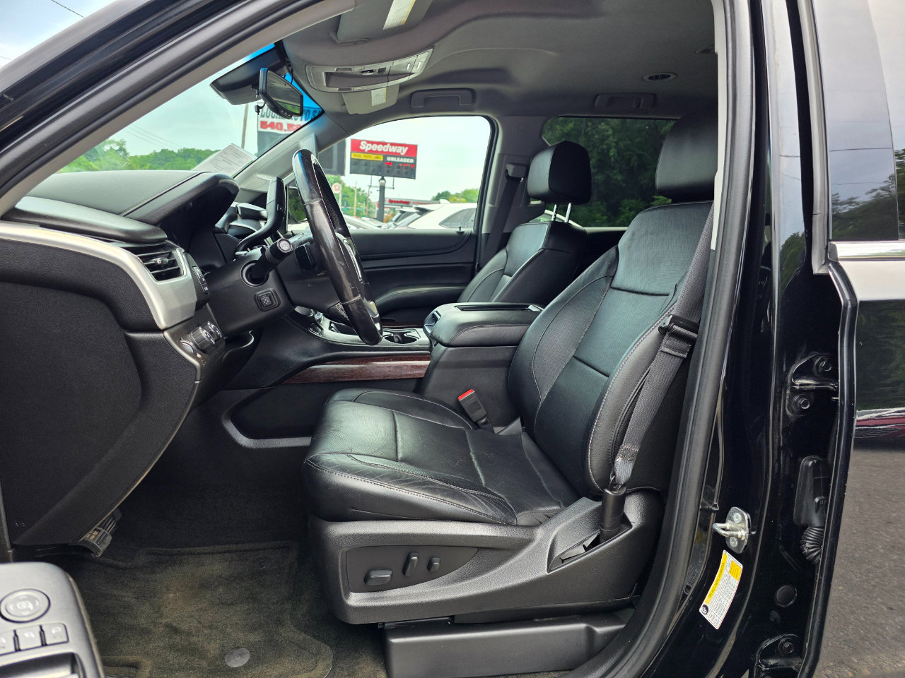 Used 2018 GMC Yukon XL SLT image 10