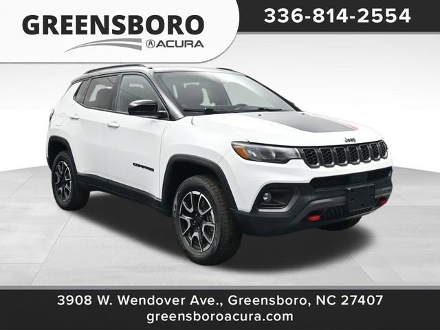 Used 2024 Jeep Compass Trailhawk image 1