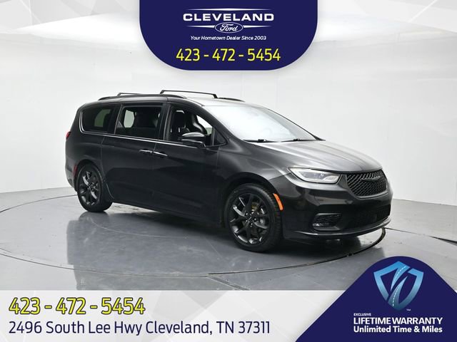 Used 2021 Chrysler Pacifica Touring w/ S Appearance Package