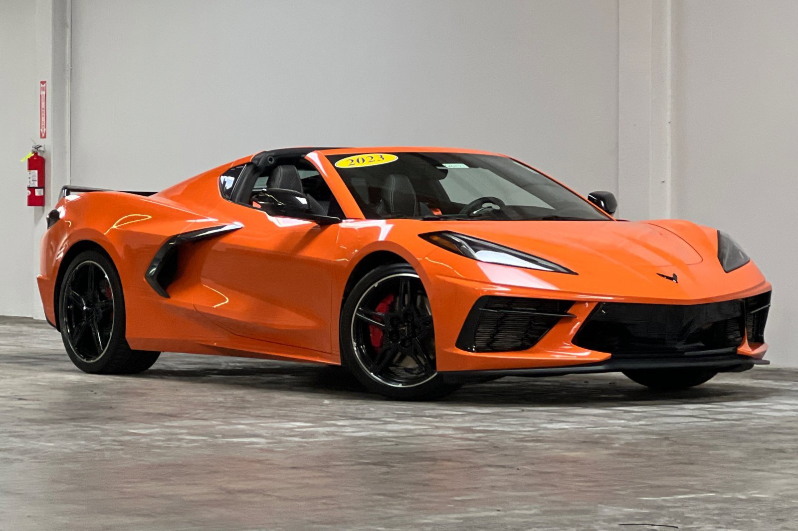 Used 2023 Chevrolet Corvette Stingray Premium Cpe w/ Z51 Performance Package image 2