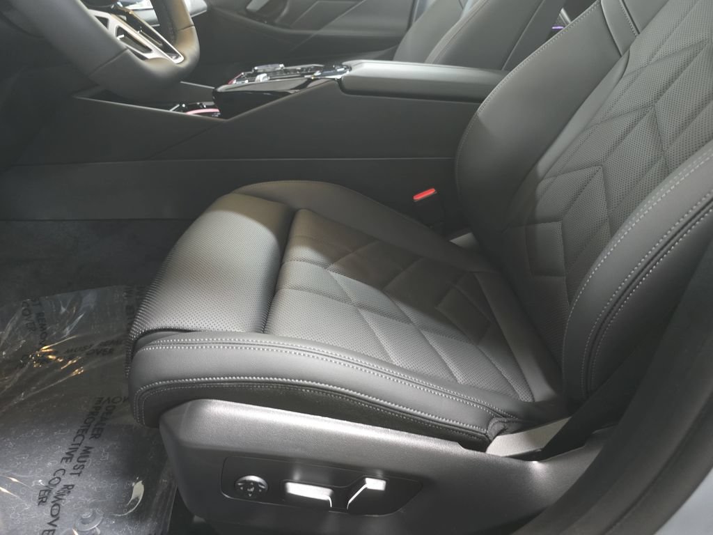 Used 2026 BMW 530i w/ M Sport Package RWD image 15