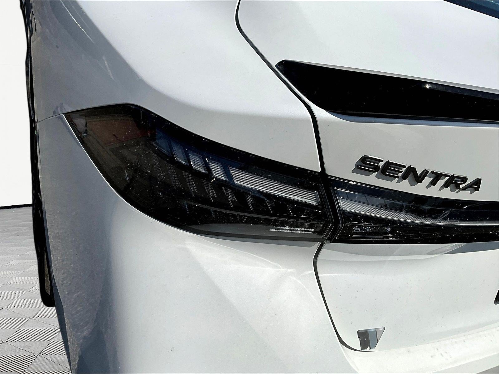 New 2027 Nissan Sentra SR w/ SR Premium Package FWD image 15