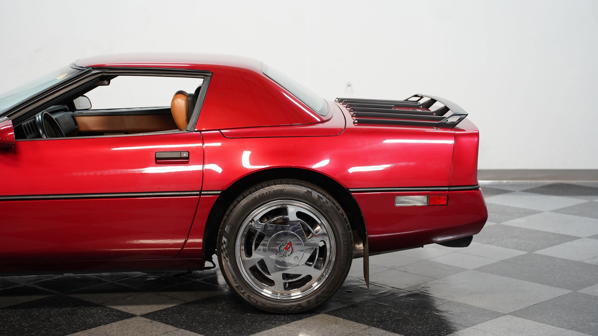 Used 1989 Chevrolet Corvette Convertible image 22