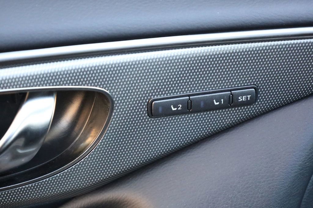 Used 2018 INFINITI Q50 Red Sport 400 w/ Sensory Package (Sport) image 29