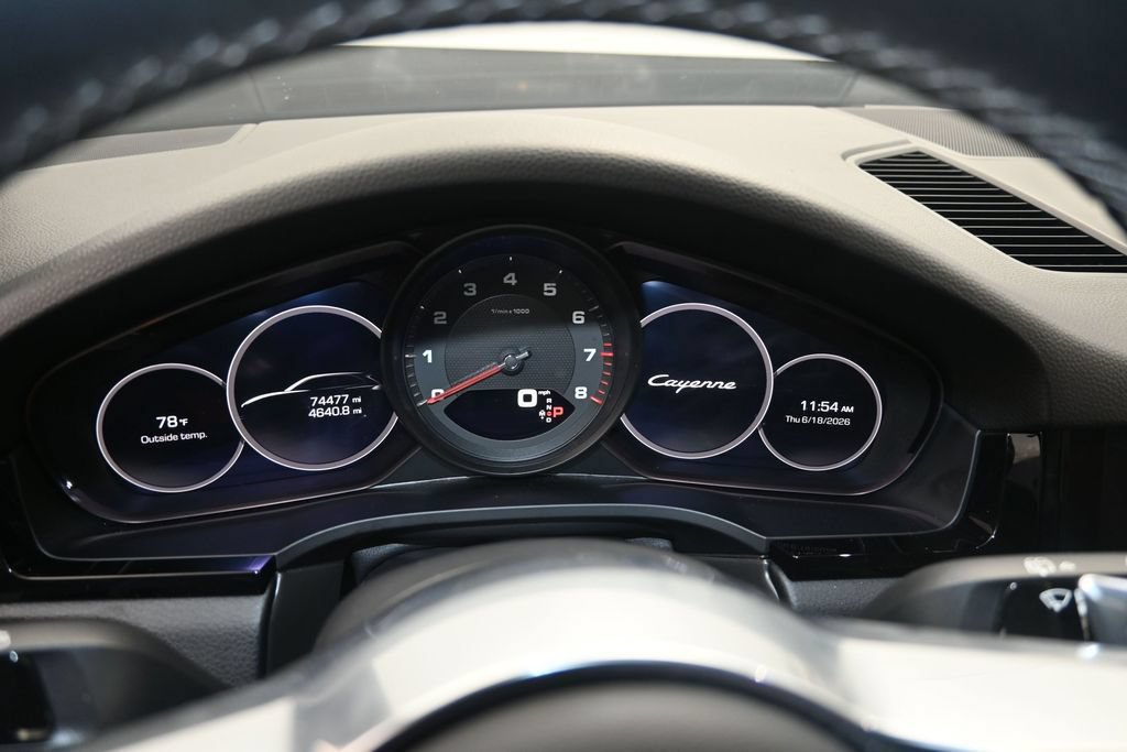 Used 2020 Porsche Cayenne AWD/4WD image 14