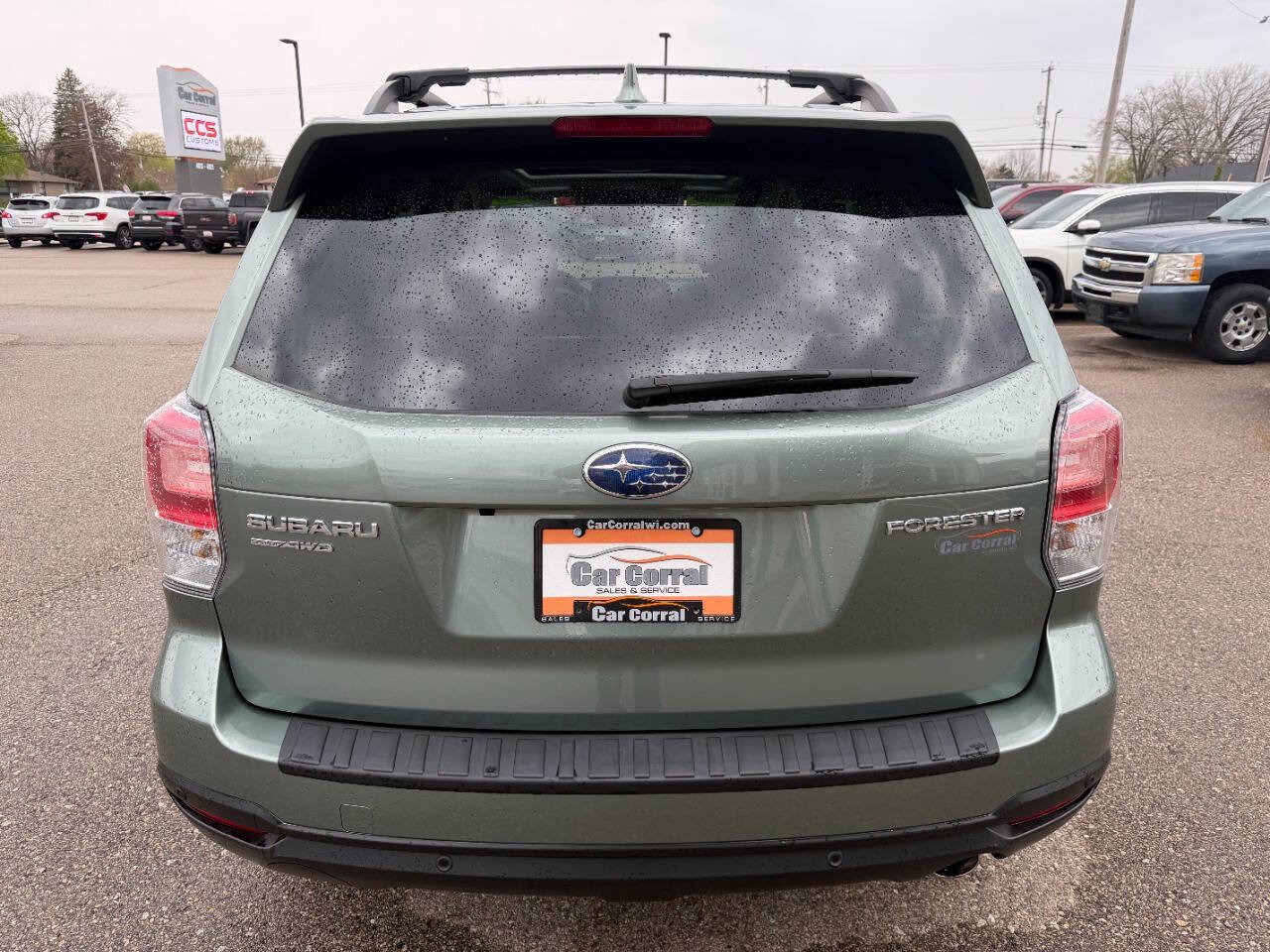 Used 2018 Subaru Forester 2.5i Touring AWD/4WD image 4
