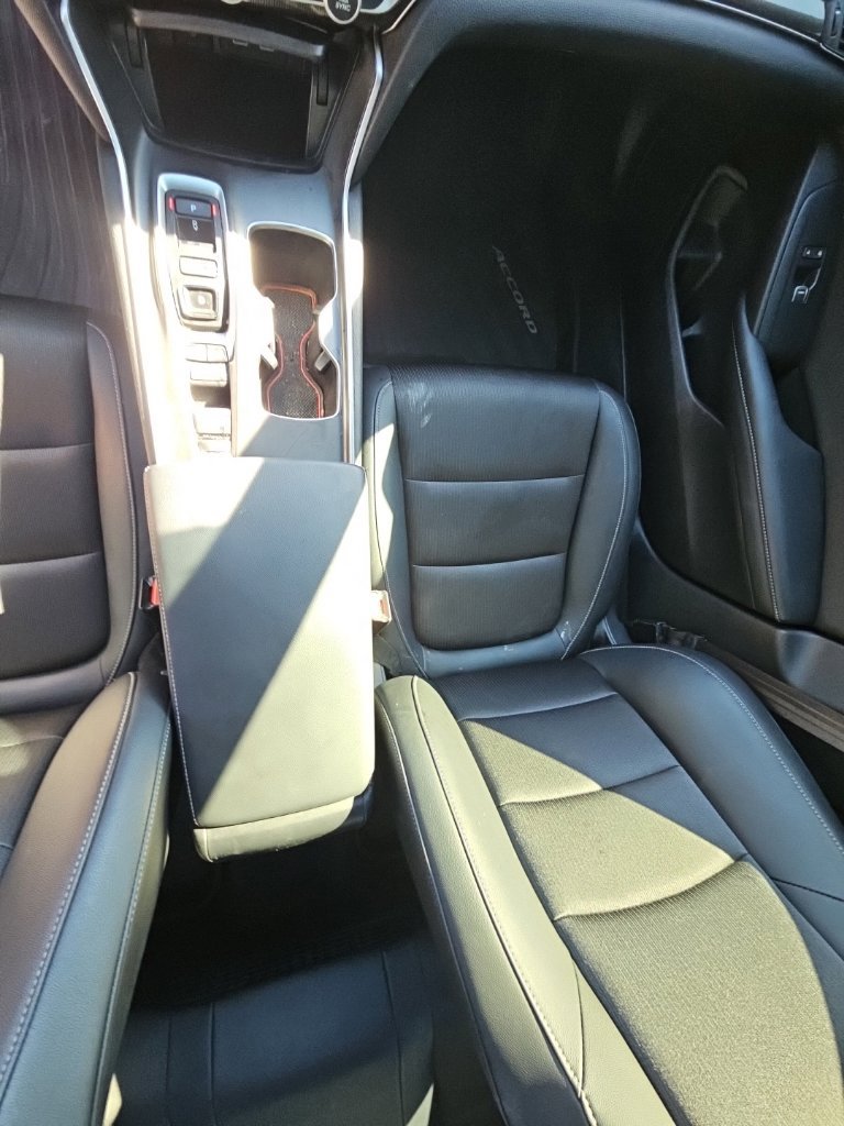 Used 2022 Honda Accord Sport image 29