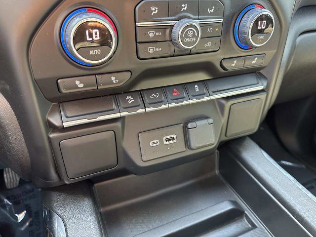 Used 2022 Chevrolet Silverado 1500 LT Trail Boss w/ LPO, Dark Essentials Package AWD/4WD image 25