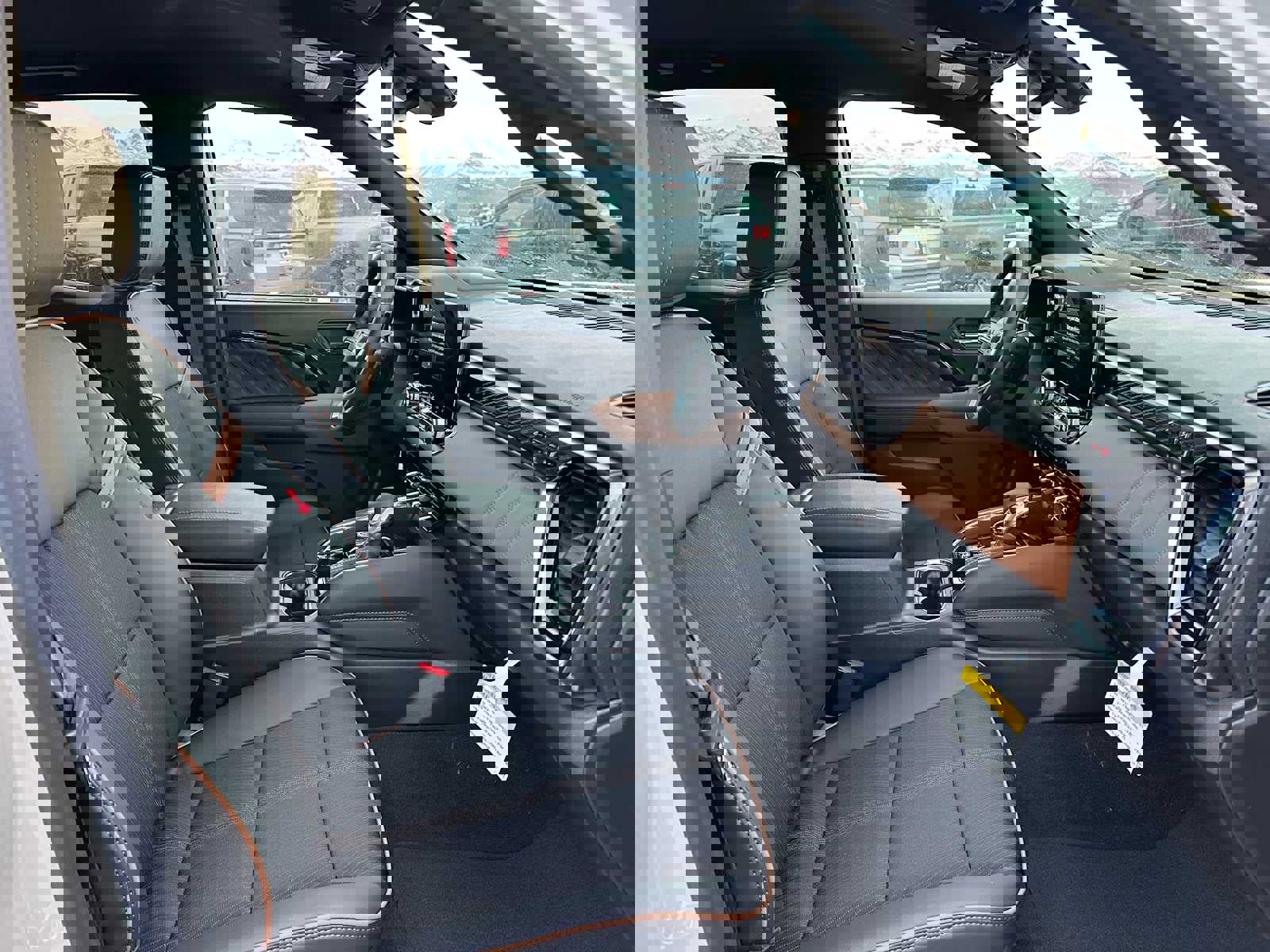 New 2026 GMC Canyon AT4 image 10