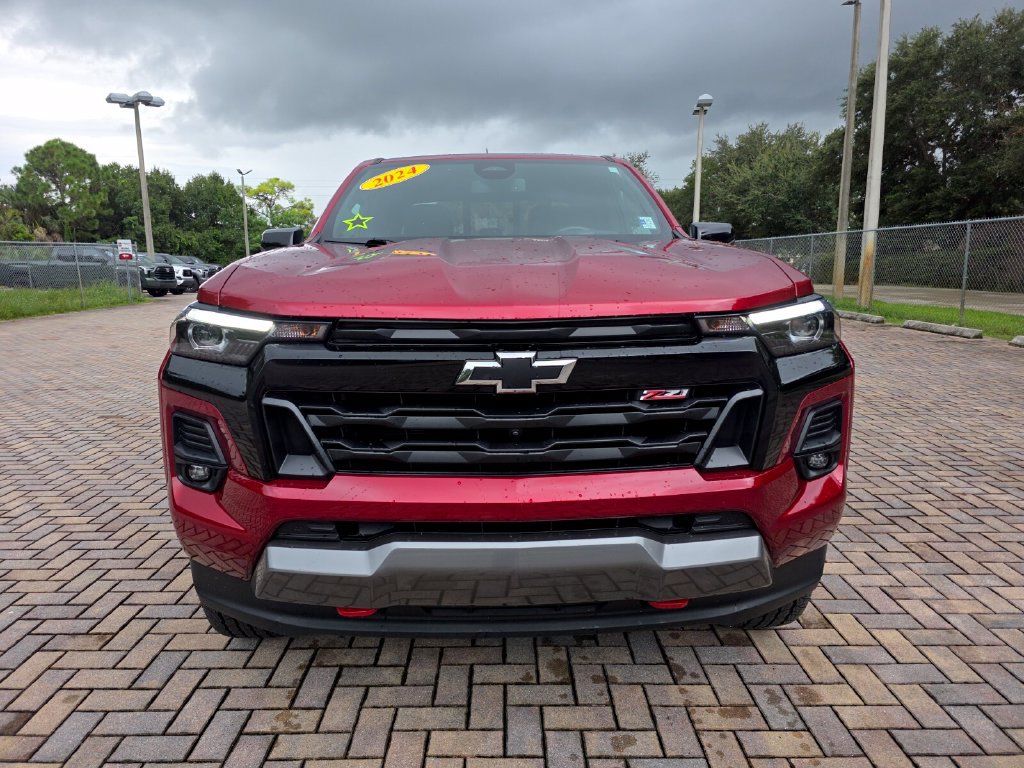 Used 2024 Chevrolet Colorado Z71 w/ Z71 Convenience Package 2 AWD/4WD image 2