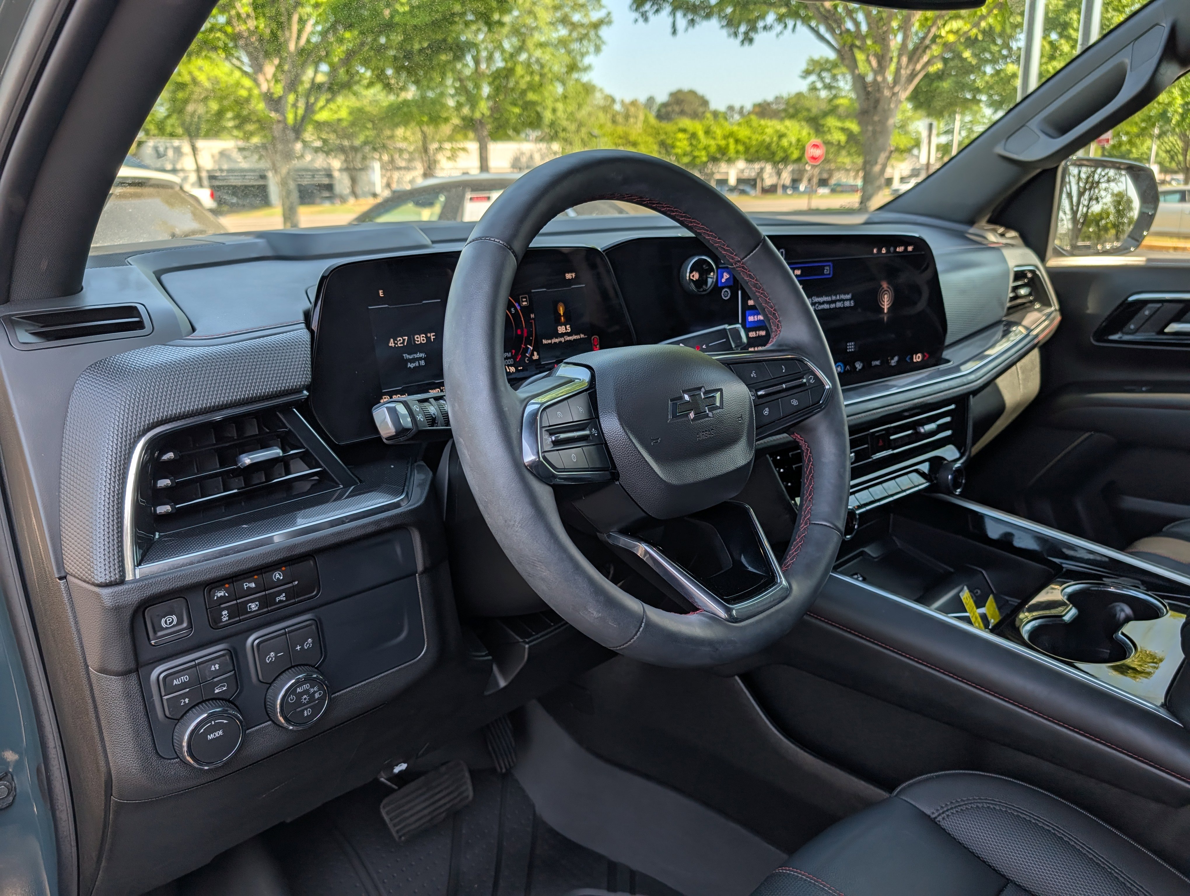 Used 2026 Chevrolet Tahoe RST w/ Comfort Package image 12