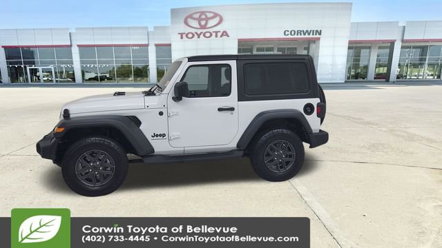 Used 2025 Jeep Wrangler Sport image 7