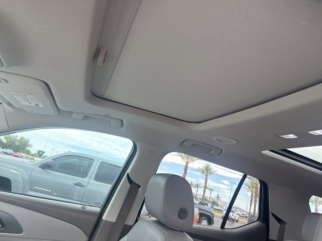 Used 2019 Chevrolet Traverse Premier AWD/4WD image 7