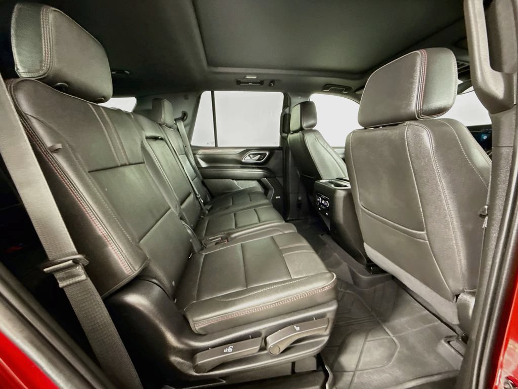 Used 2023 Chevrolet Tahoe RST AWD/4WD image 32