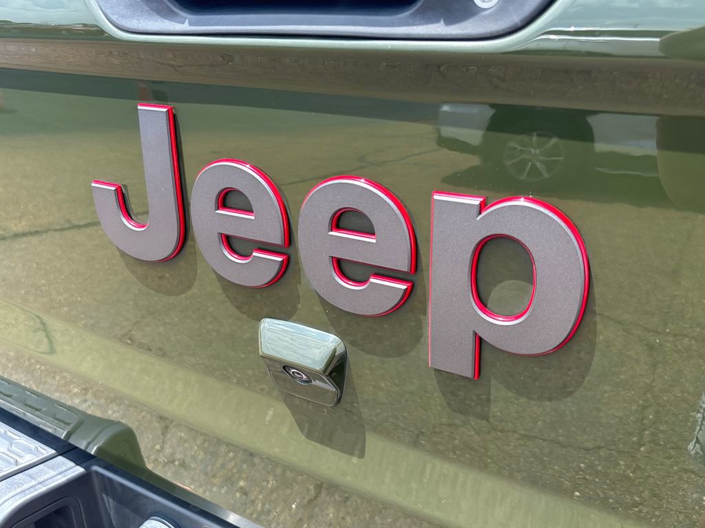 Used 2021 Jeep Gladiator Rubicon AWD/4WD image 39