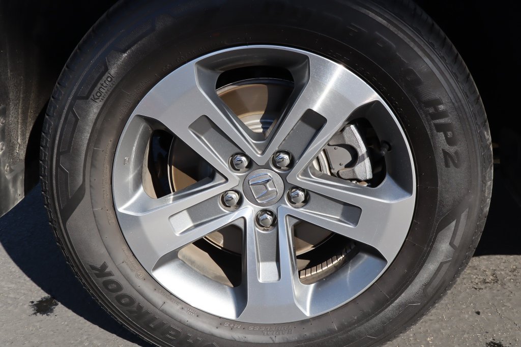 Used 2023 Honda Pilot EX-L image 11