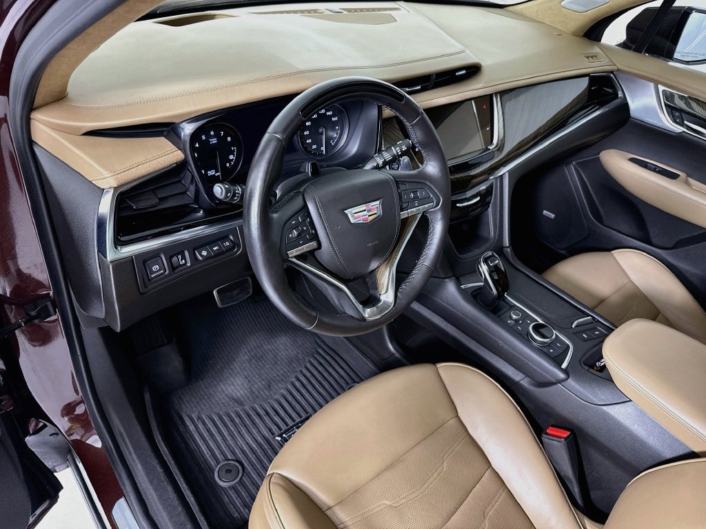 Used 2022 Cadillac XT6 Sport w/ Platinum Package AWD/4WD image 9