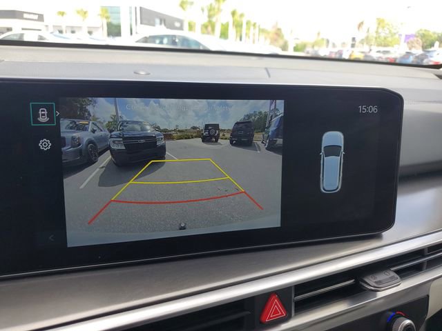 Certified 2025 Kia Sorento EX w/ Panoramic Sunroof Package image 25