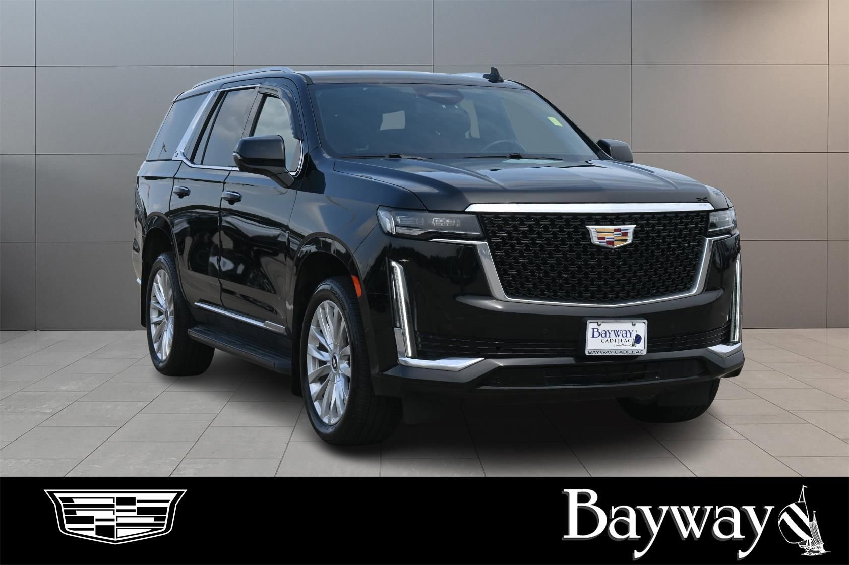 Used 2023 Cadillac Escalade Luxury AWD/4WD image 3