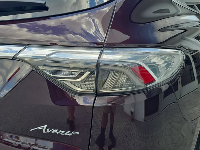 Certified 2023 Buick Enclave Avenir w/ Trailering Package, 5000 lbs. AWD/4WD image 8