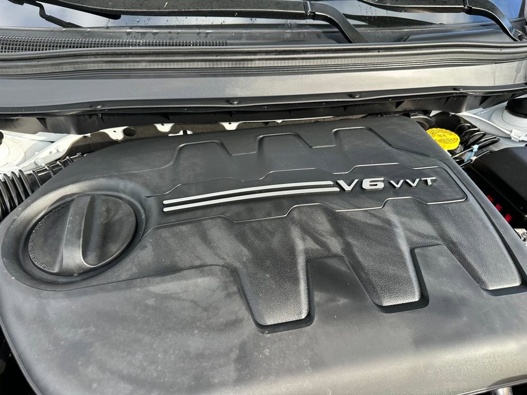 Used 2022 Jeep Cherokee Latitude w/ Sun & Sound Group image 29