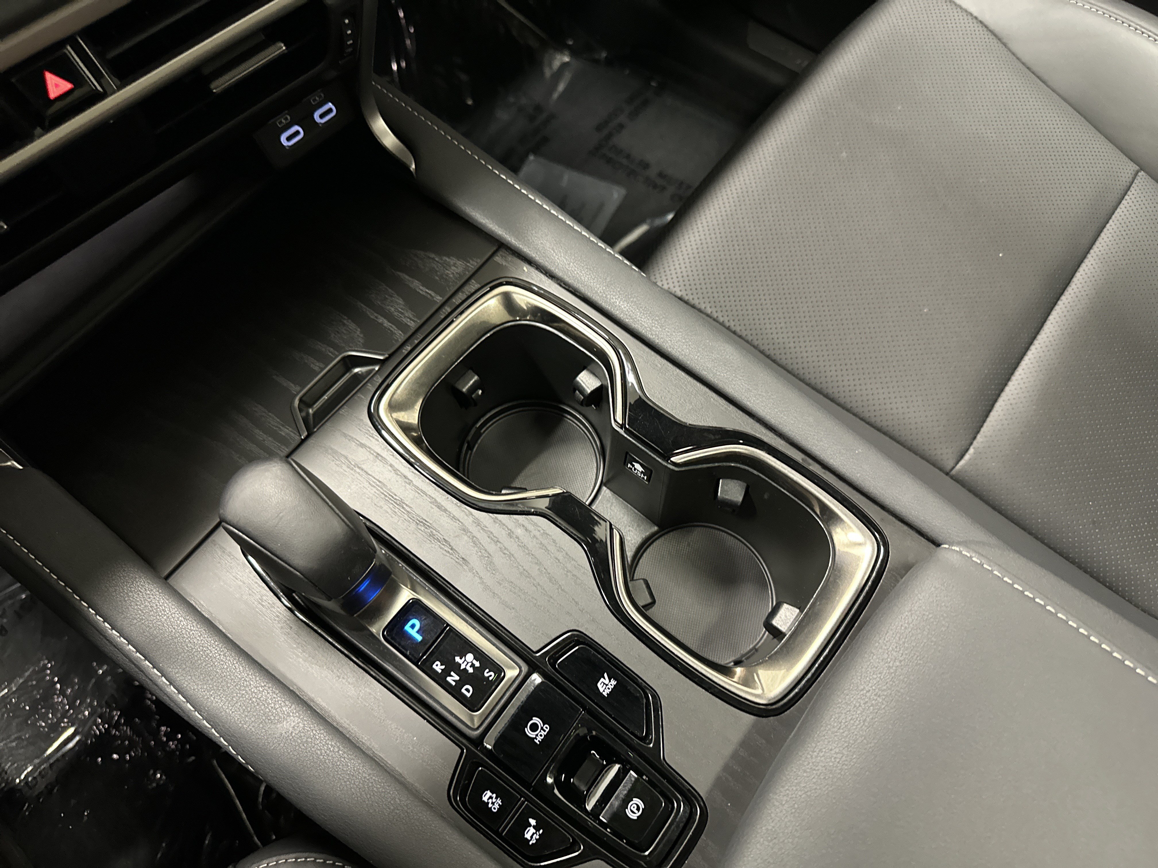 Certified 2025 Lexus RX 350h AWD/4WD image 26