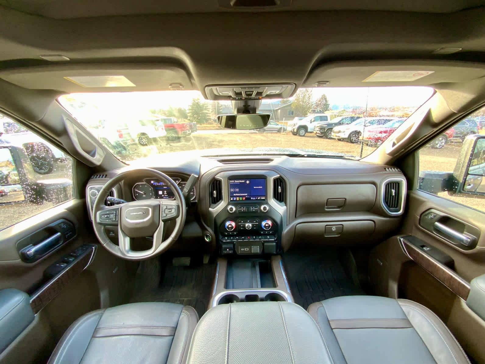 Used 2023 GMC Sierra 3500 Denali w/ Denali Ultimate Package image 32