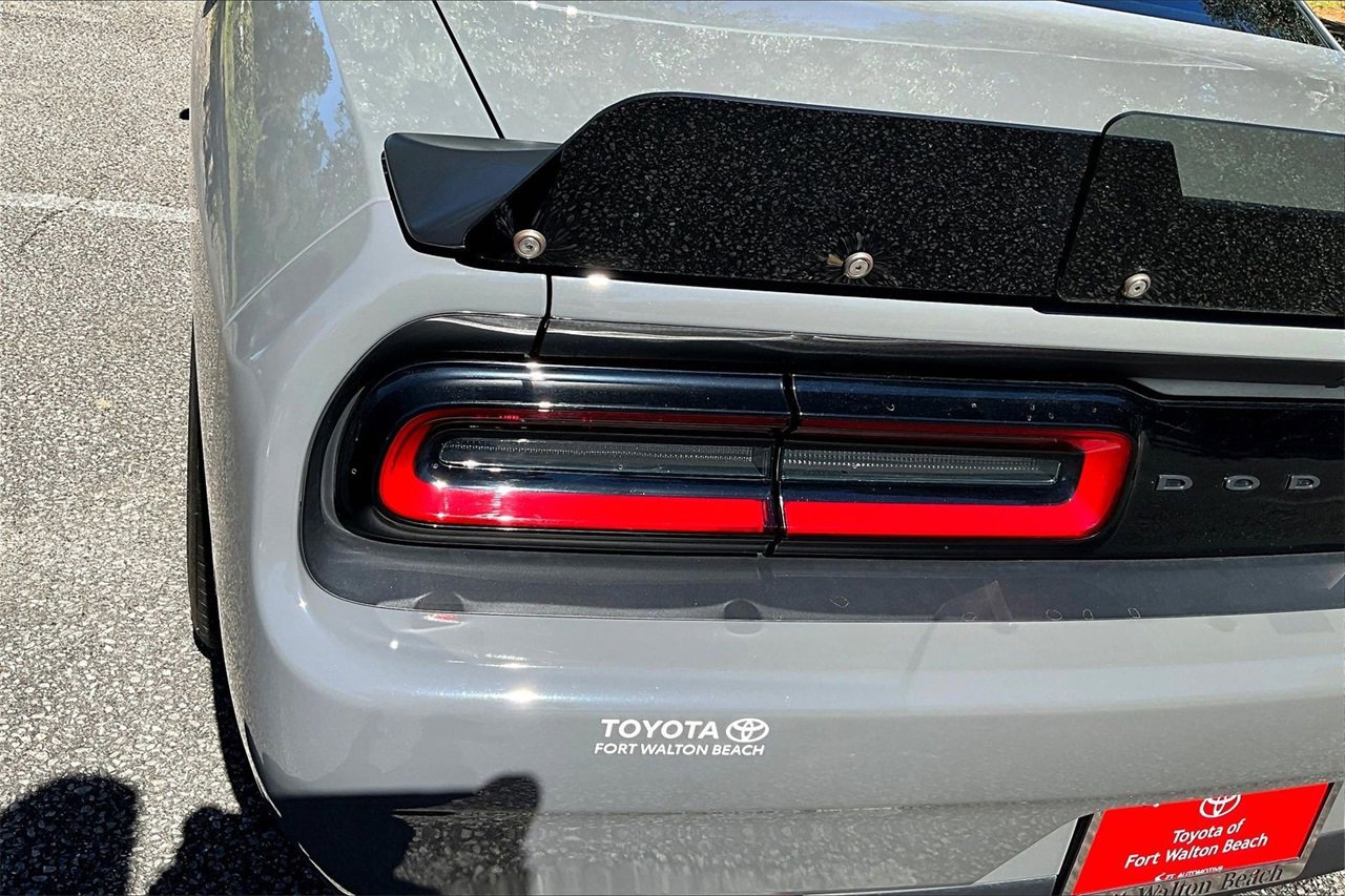 Used 2023 Dodge Challenger R/T w/ Blacktop Package image 19