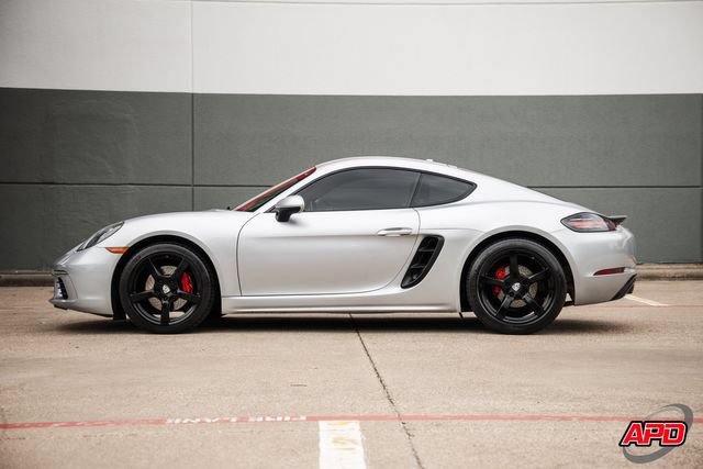 Used 2017 Porsche 718 Cayman RWD image 40