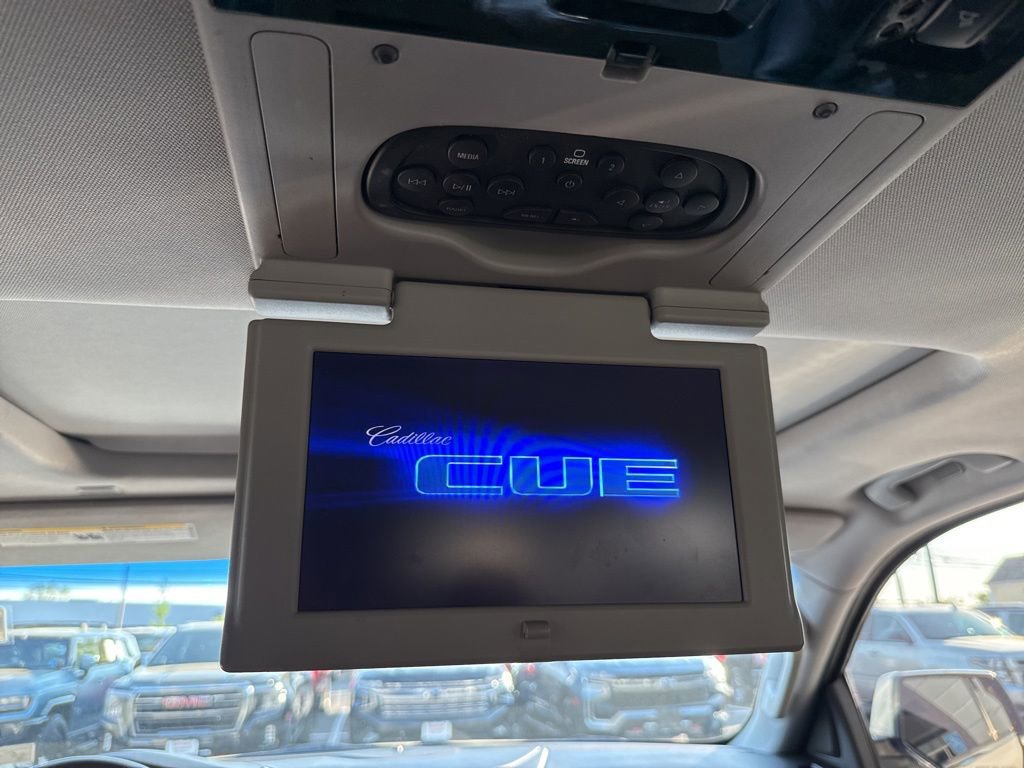 Used 2017 Cadillac Escalade ESV Luxury image 51