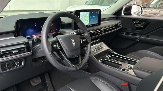New 2026 Lincoln Aviator AWD image 14