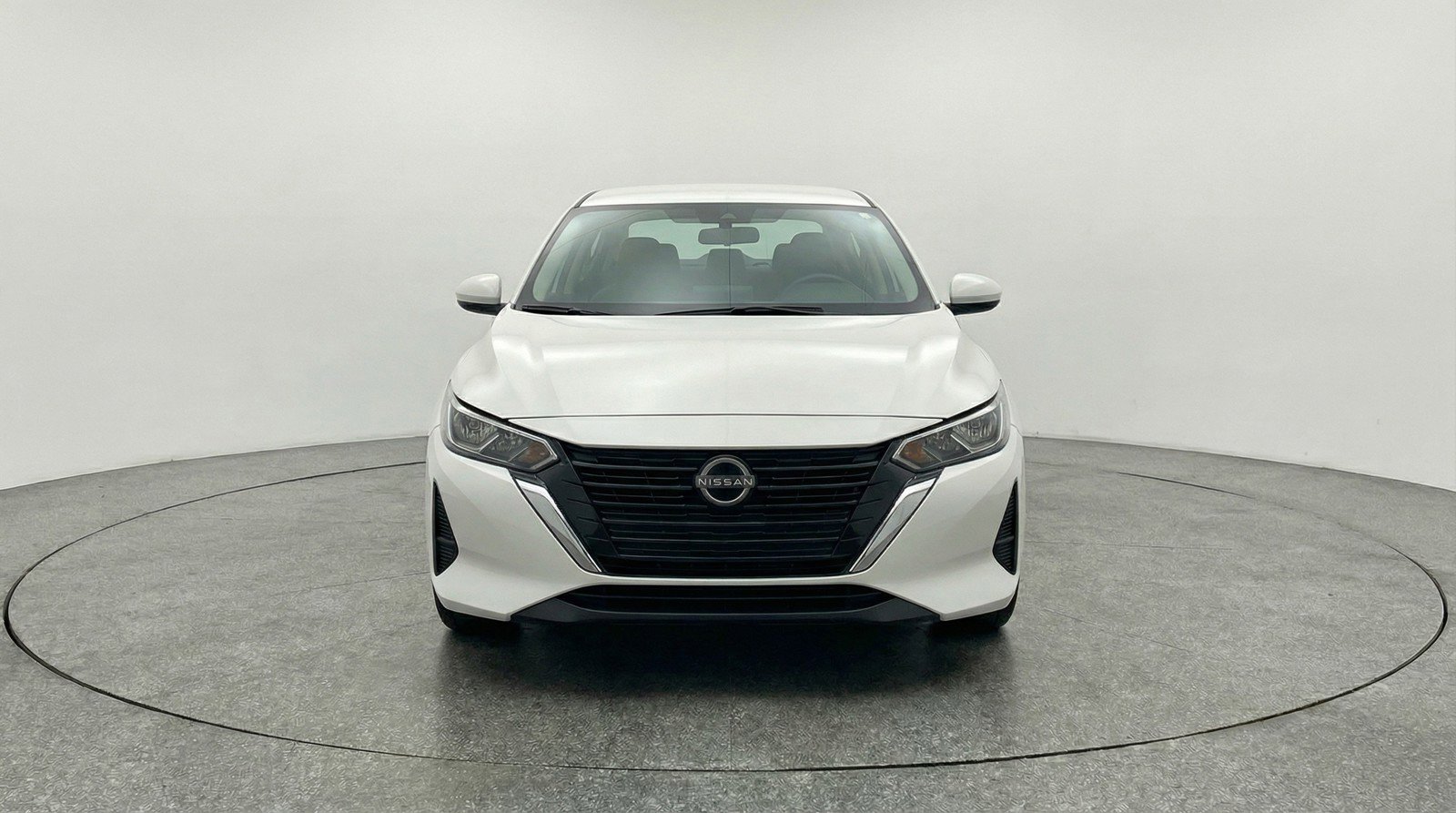 Used 2025 Nissan Sentra S image 2