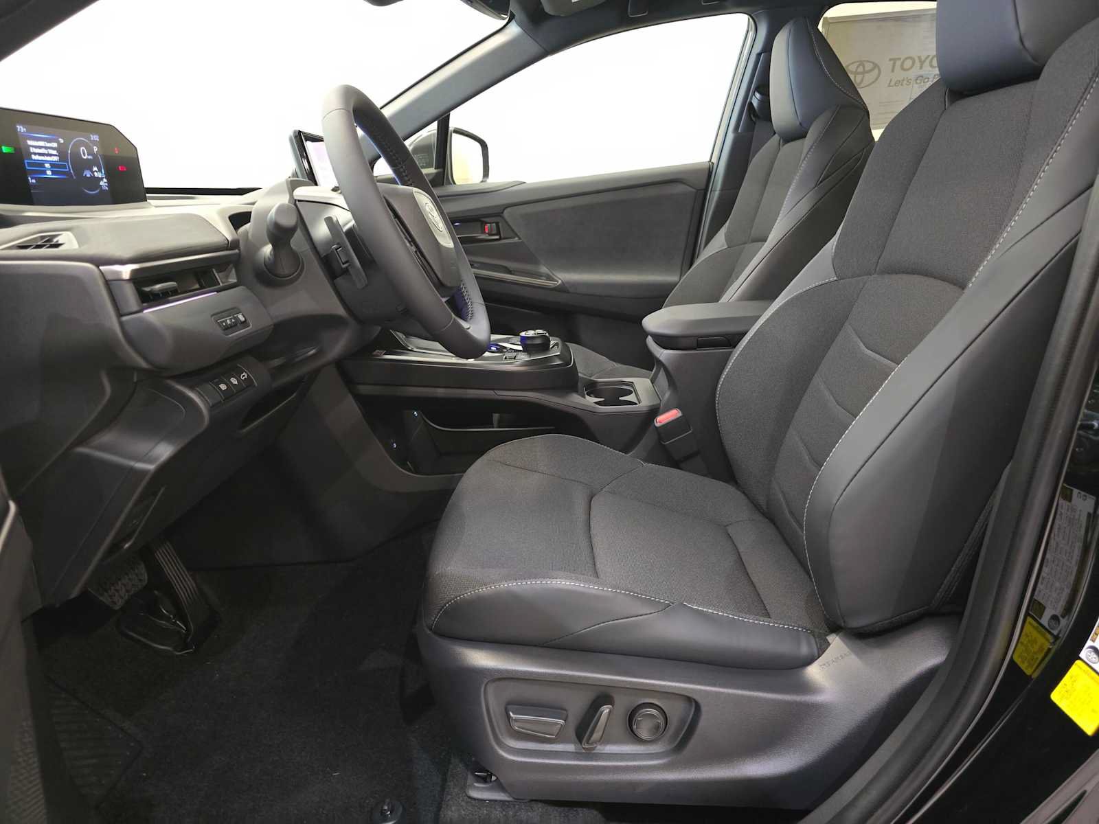 New 2026 Toyota C-HR AWD/4WD image 19