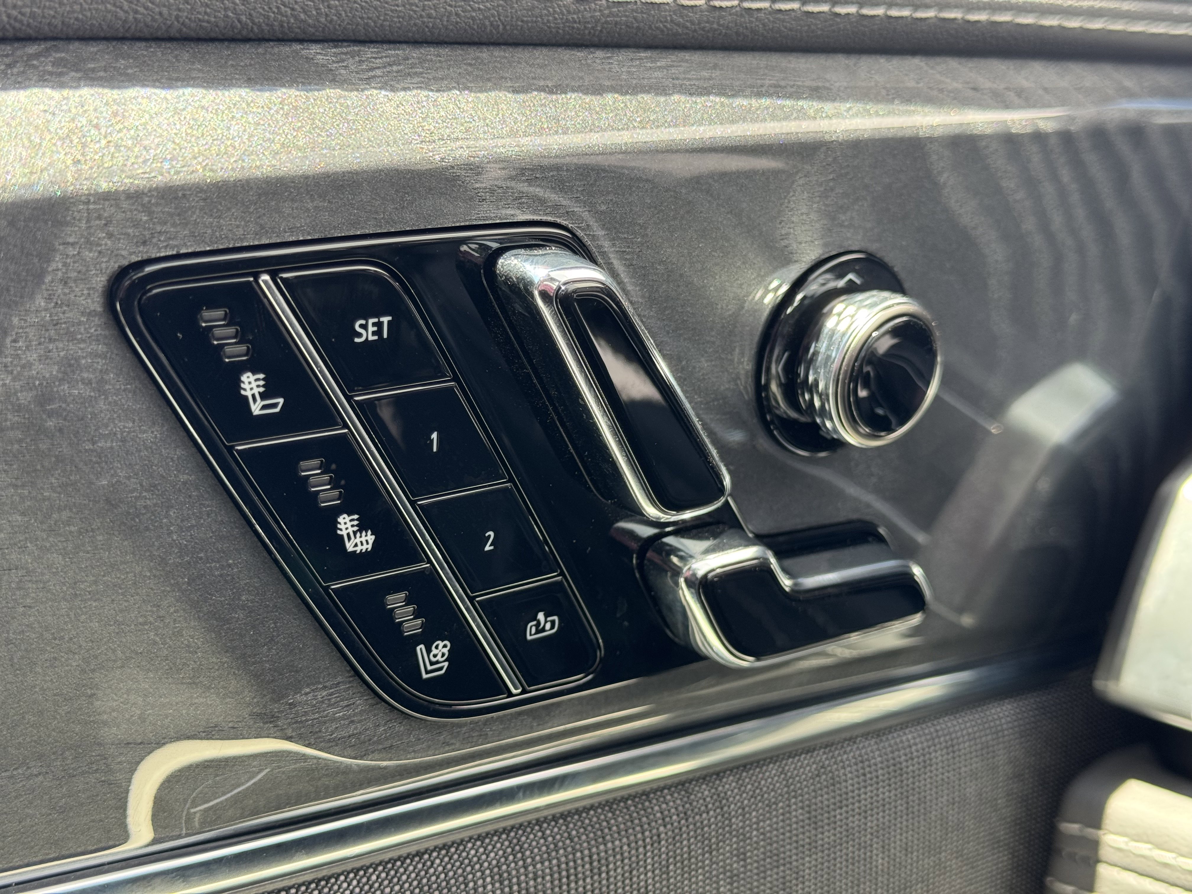 New 2026 Cadillac Escalade IQ Sport 1 w/ LPO, Floor Liner Package image 32