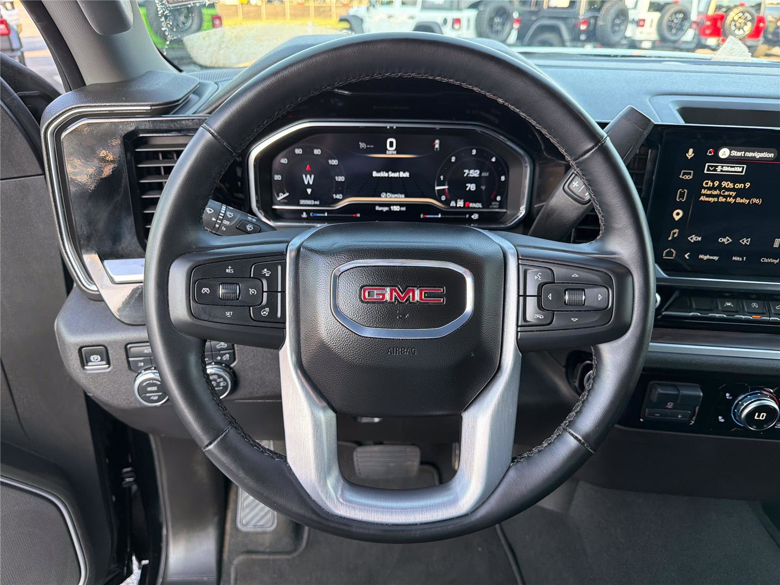Used 2025 GMC Sierra 1500 SLT AWD/4WD image 23