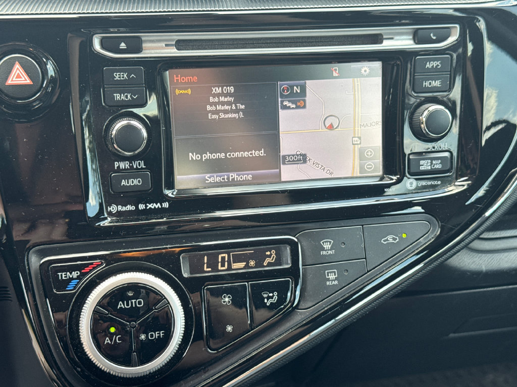 Used 2019 Toyota Prius C FWD image 26