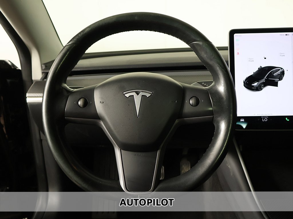 Used 2018 Tesla Model 3 Long Range image 3