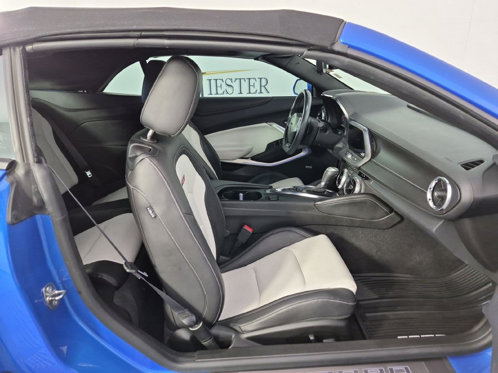 Certified 2024 Chevrolet Camaro SS RWD image 31