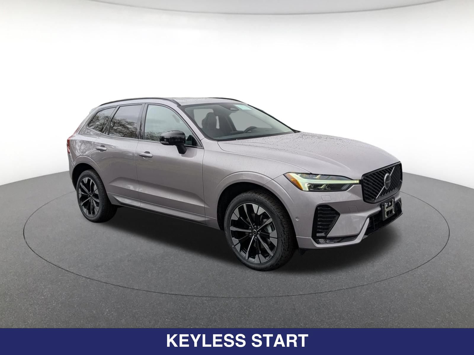 New 2026 Volvo XC60 B5 Plus w/ Protection Package Premier AWD/4WD image 7