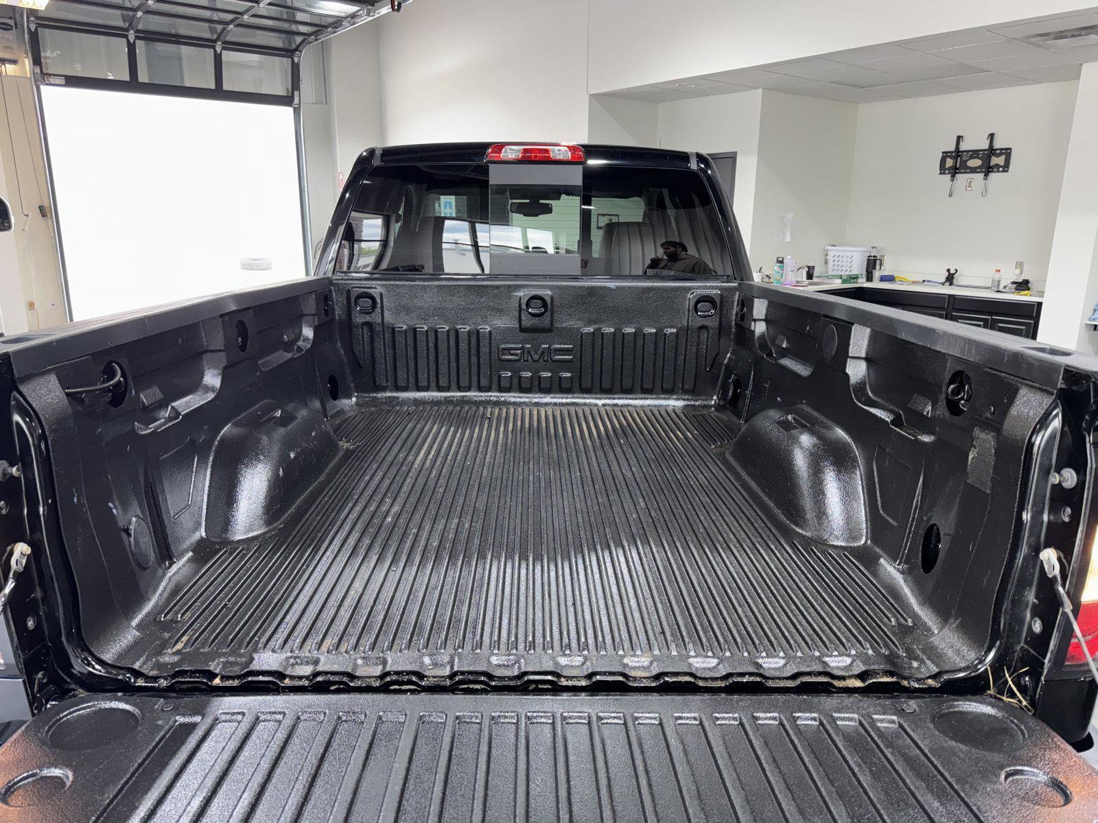 Used 2016 GMC Sierra 1500 SLT w/ SLT Premium Package AWD/4WD image 32