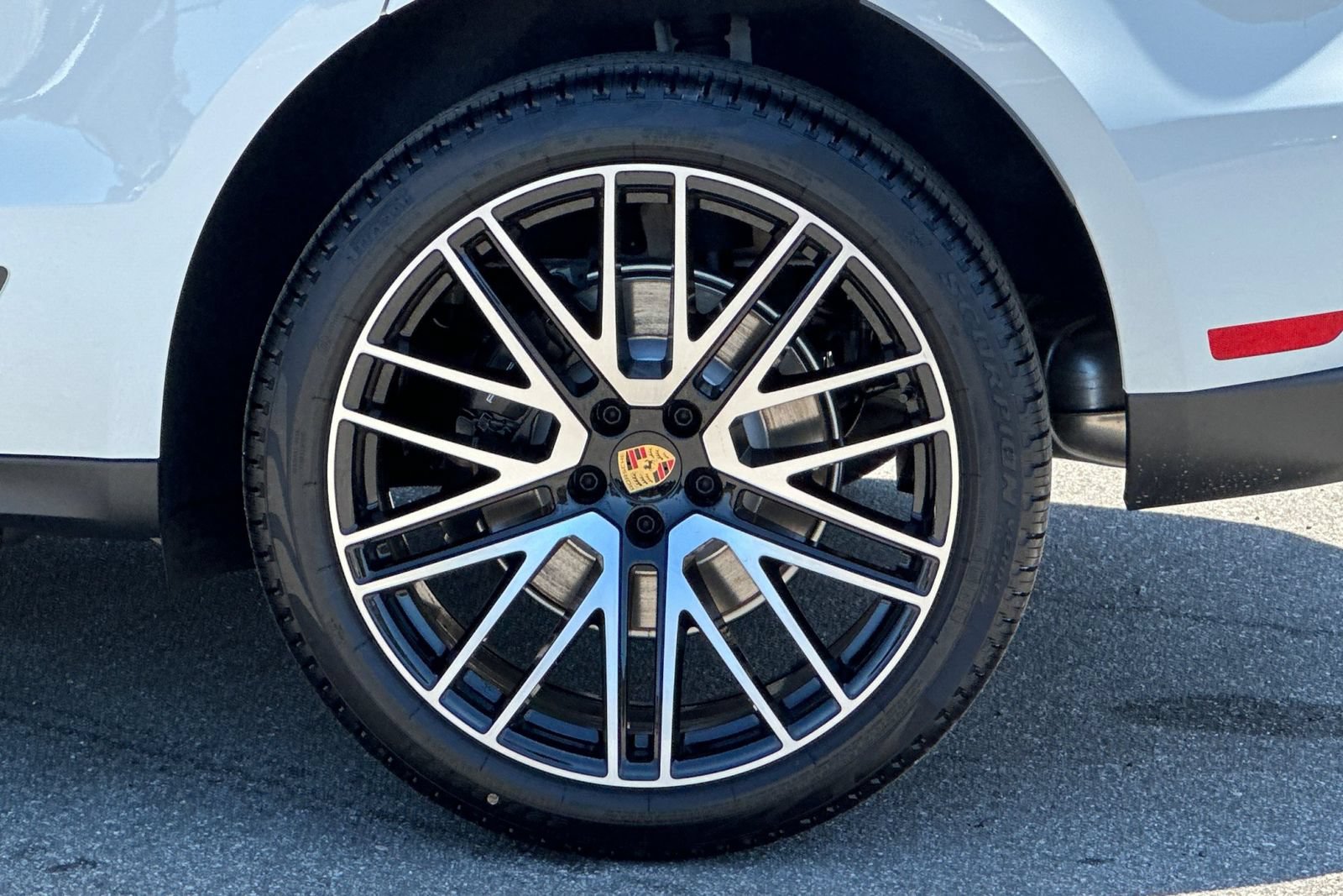 New 2026 Porsche Macan AWD/4WD image 44