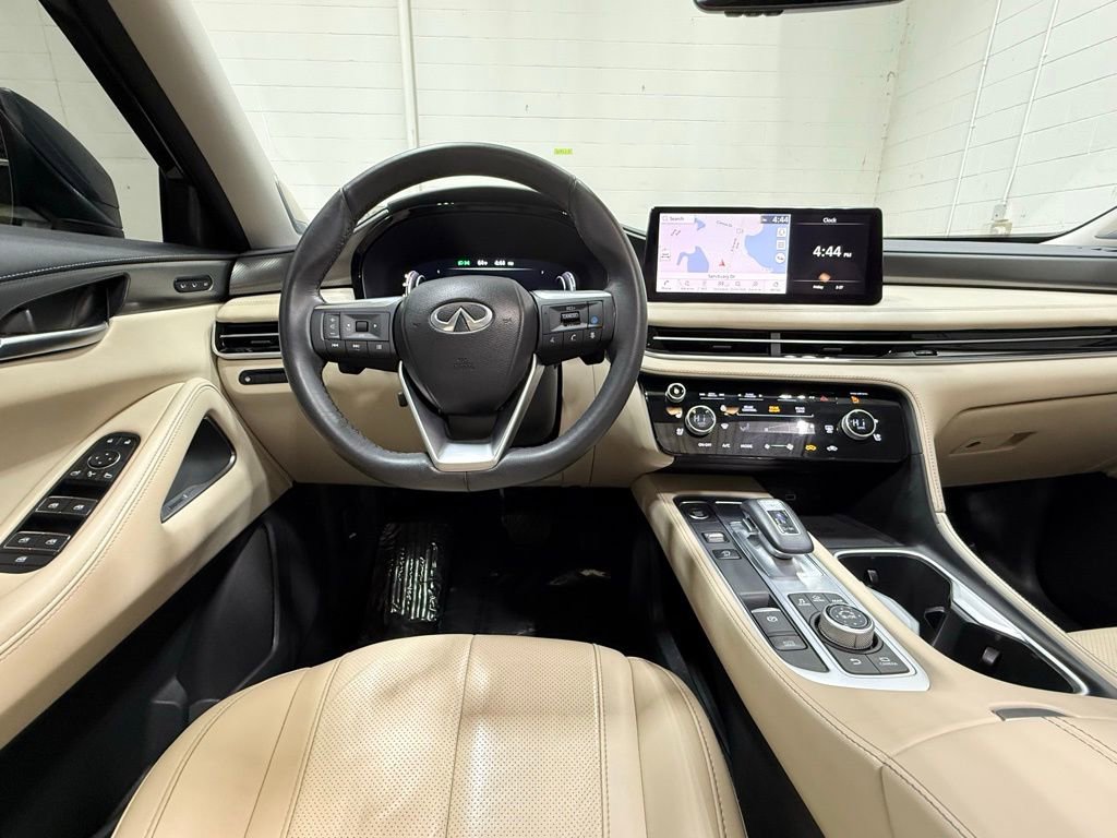 Used 2023 INFINITI QX60 Luxe w/ Performance Audio Package image 38