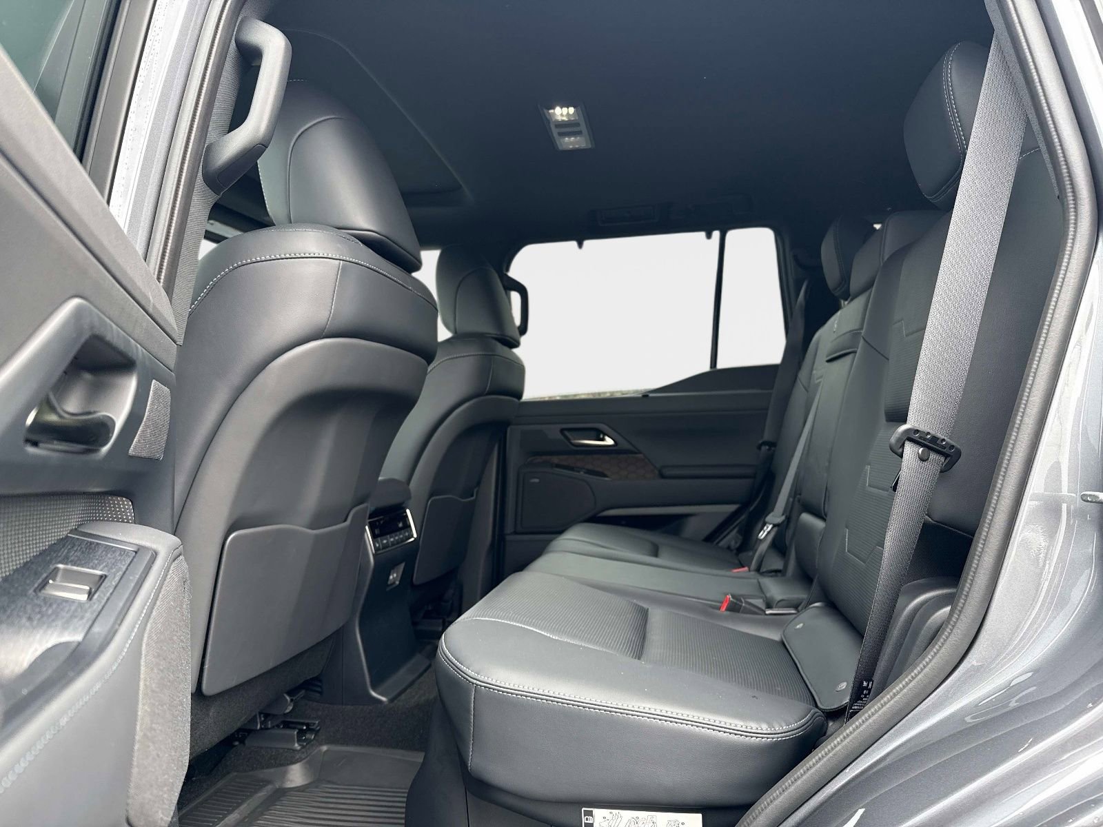 Used 2024 Lexus GX 550 image 14