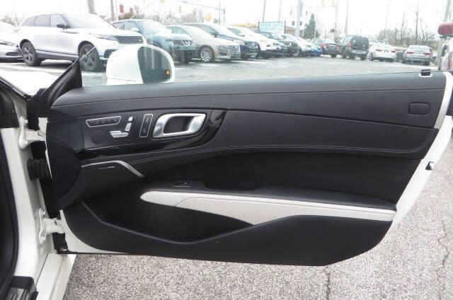 Used 2015 Mercedes-Benz SL 550 image 25