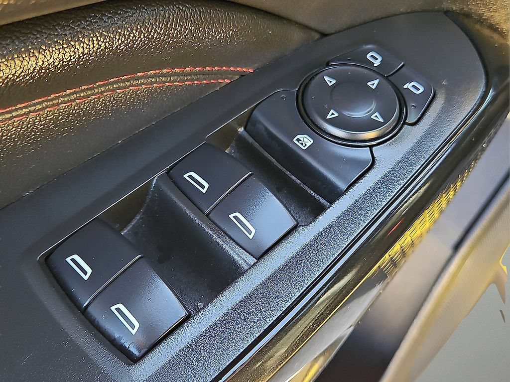 Used 2025 Chevrolet Trax RS w/ Driver Confidence Package FWD image 16